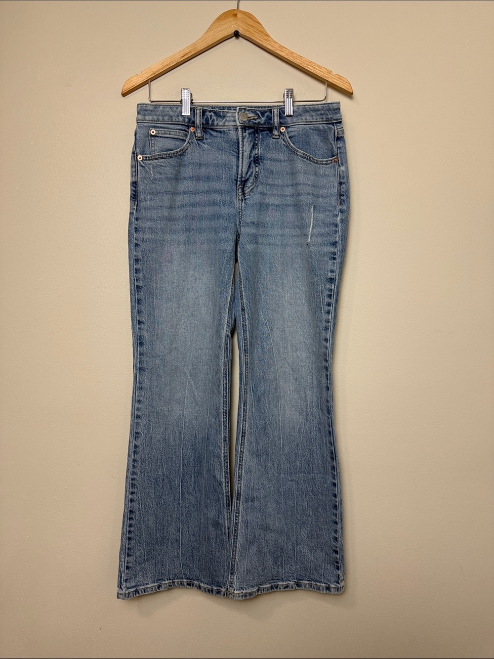 Reitmans Light Blue Flare Legs Jeans size 28